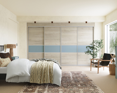 Sliding wardrobe doors in driftwood and fjord