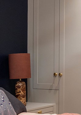 wardrobe stable door